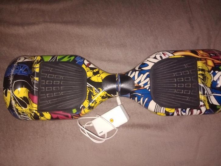 Hoverboard met oplader, Fietsen en Brommers, Steps, Gebruikt, Elektrische step (E-scooter), Ophalen