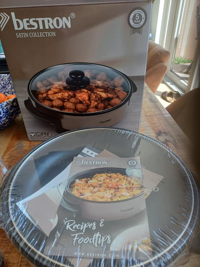 Elektrische Hapjespan Nieuw in verpakking 1500 watt € 15, Ophalen of Verzenden, Nieuw