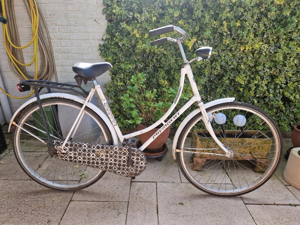 2 Studenten/stadsfietsen type omafiets, 56 cm of meer, Ophalen, Gebruikt, Overige merken