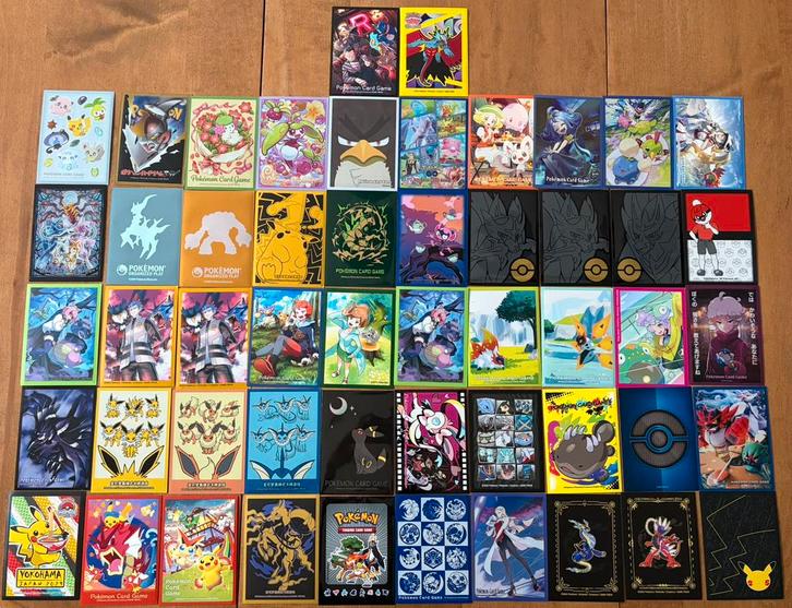 Pokemon Center Sleeves, Hobby en Vrije tijd, Verzamelkaartspellen | Pokémon, Zo goed als nieuw, Sleeves of Kaarthoesjes, Ophalen of Verzenden