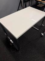 Bureau paddington I home24 140x70x76 lxbxh hoogglans wit, Ophalen, Zo goed als nieuw