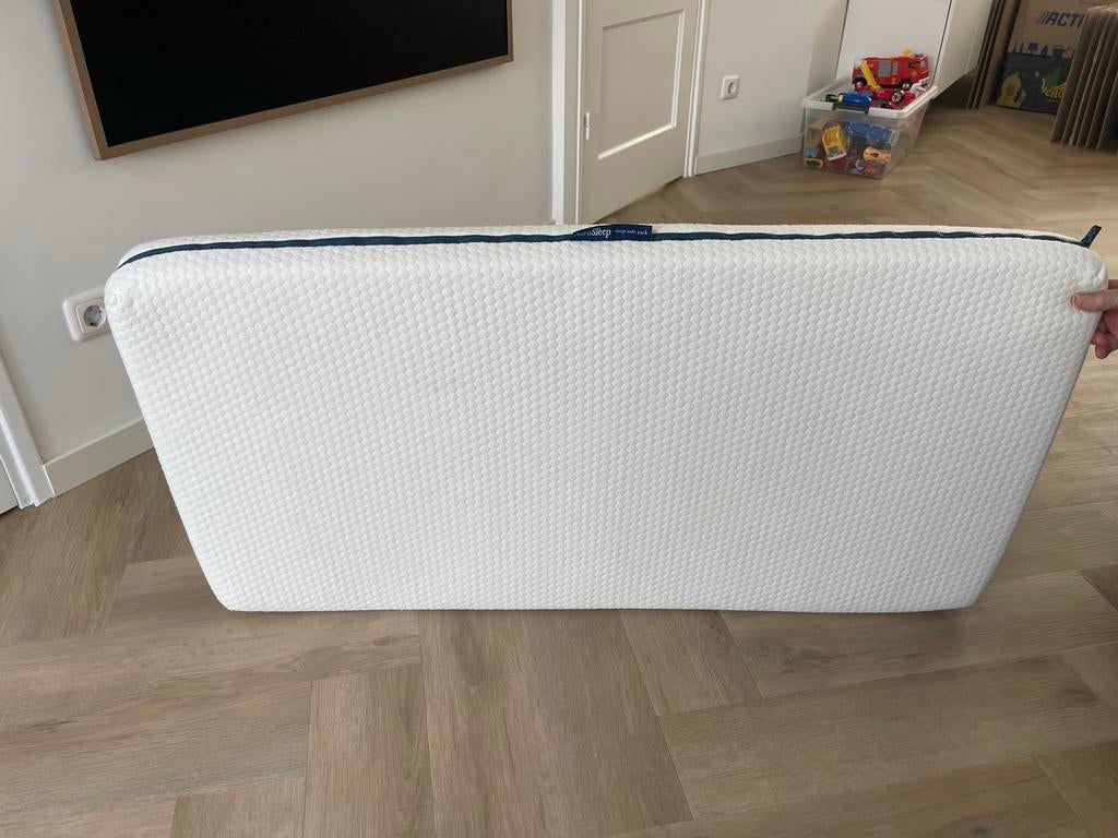 Aerosleep ledikant matras - Veilig en comfortabel slapen, Ophalen, Zo goed als nieuw, Minder dan 140 cm, Matras