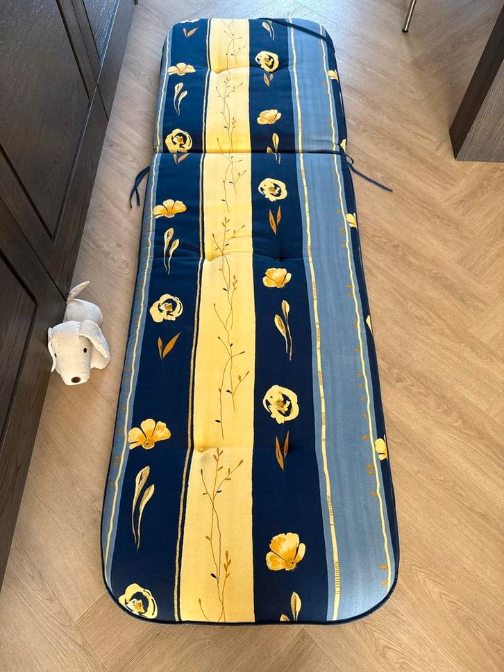 Kussen voor ligbed., Tuin en Terras, Ligbedden, Zo goed als nieuw, Kunststof, Ophalen of Verzenden