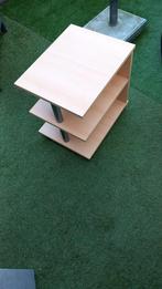 Houten bijzettafel met 3 niveaus, Overige houtsoorten, Minder dan 50 cm, Gebruikt, 50 tot 75 cm