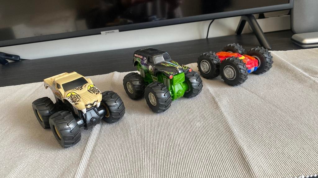 Drie speelgoed auto’s, Kinderen en Baby's, Speelgoed | Speelgoedvoertuigen, Ophalen, Gebruikt