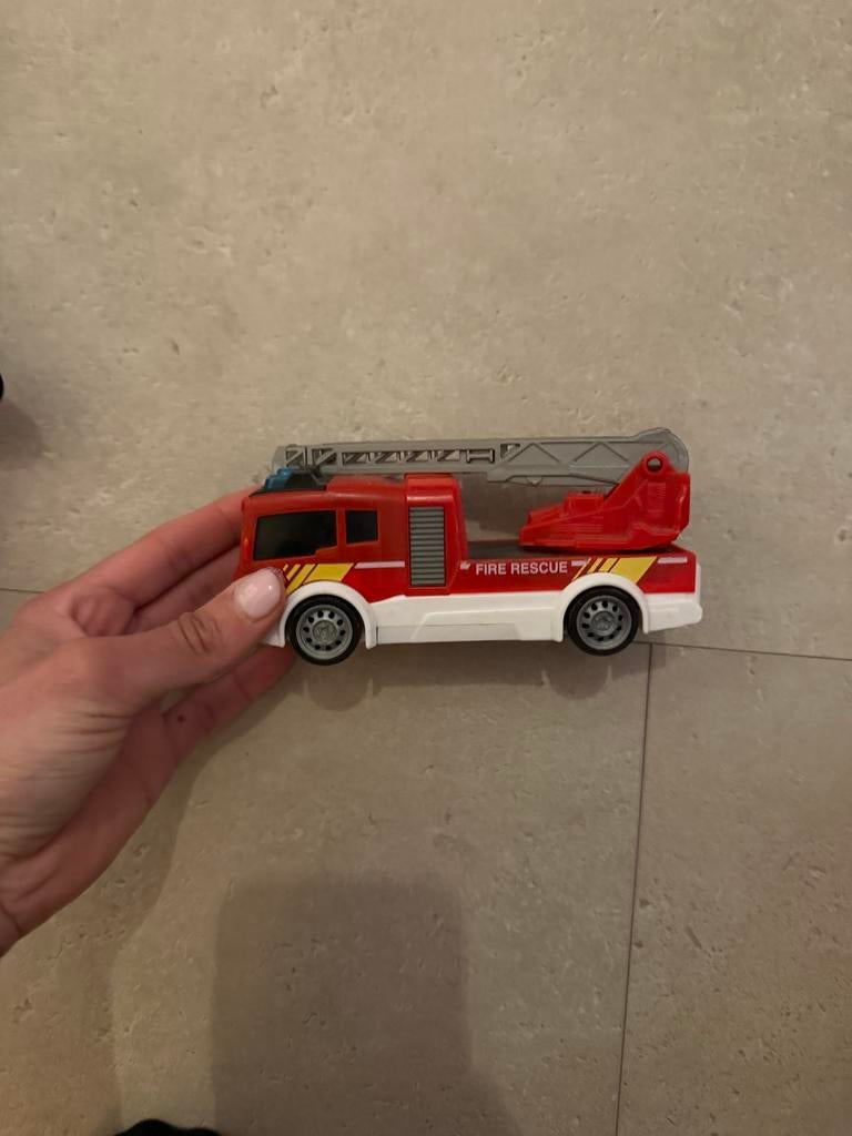 Kleine brandweerauto met uitschuifbare ladder, Ophalen, Gebruikt