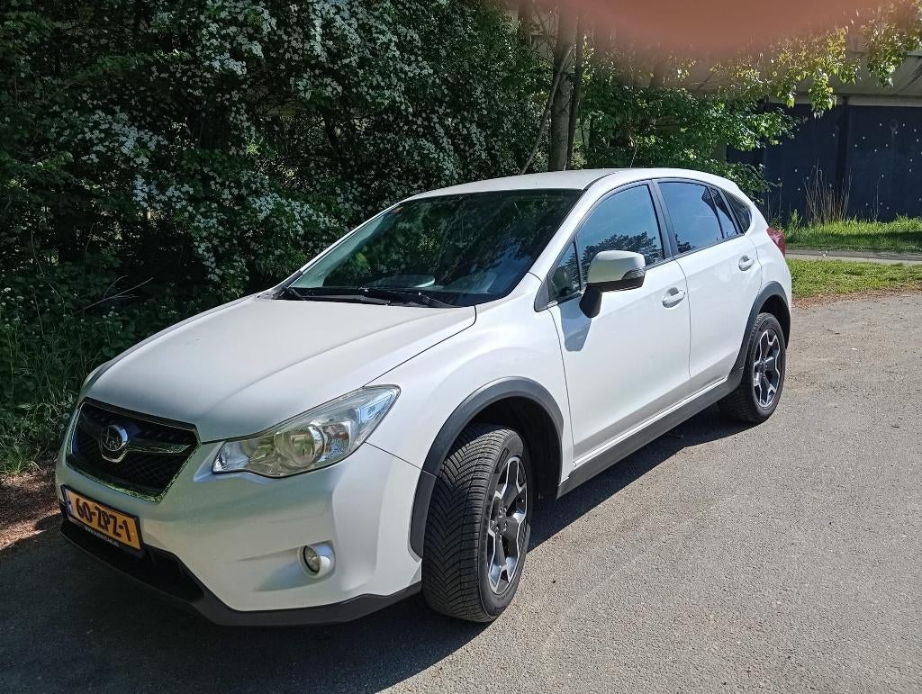 Subaru XV 1.6 I CVT, Automaat, NAP, Auto's, Subaru, 4 cilinders, 1600 cc, Wit, Origineel Nederlands