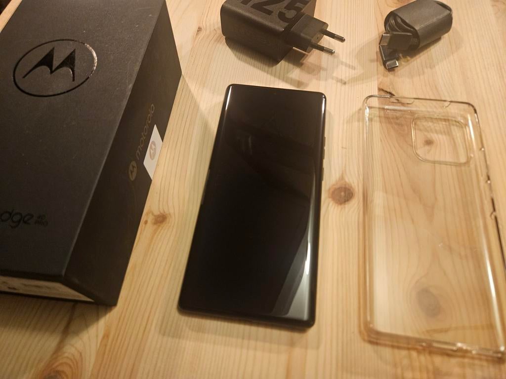 Motorola Edge 40 Pro — Software defect (flashing_locked), Zwart, Touchscreen, Ophalen of Verzenden, Klassiek of Candybar