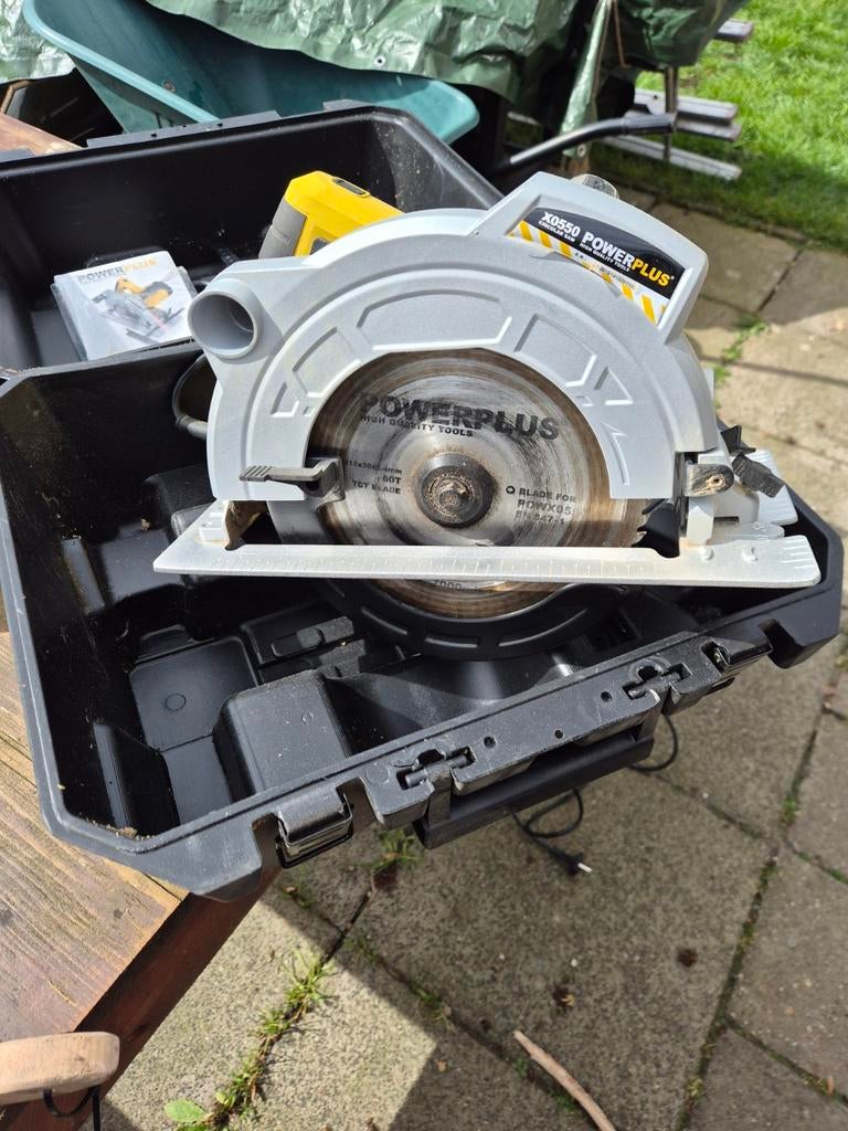 Powerplus X0550 Cirkelzaag, Ophalen