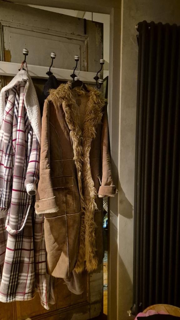 Warme Lammy Coat met Faux Fur Kraag, Maat 38/40 (M), Bruin, Ophalen of Verzenden, Onbekend