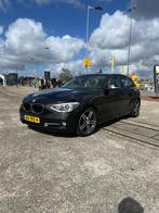 BMW 1-Serie 116I automaat 2012 Zwart nieuwe APK + ketting, Euro 5, Zwart, 4 cilinders, Zwart