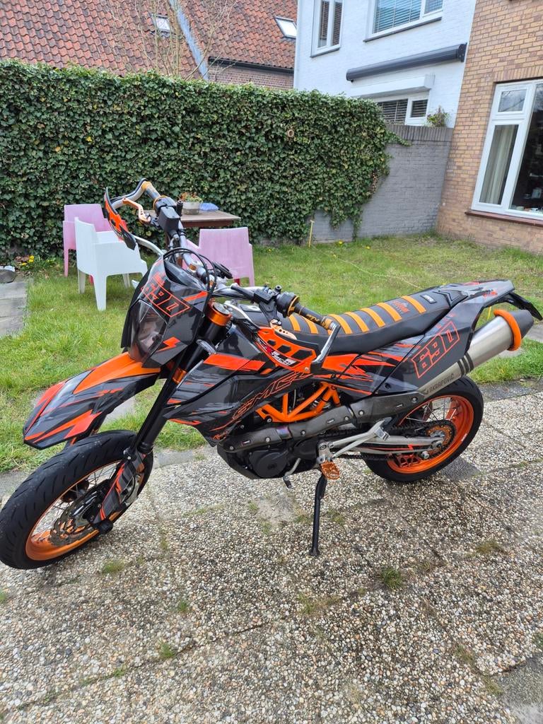 KTM 690 SMC-R, Motoren, Motoren | KTM, Particulier, Minimaal motorrijbewijs A2, Sportuitlaat, 1 cilinder