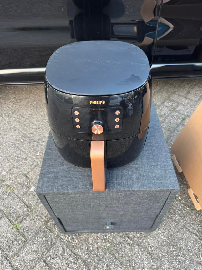 Philips airfryer hd9867/90, Kleine Beschadiging, Witgoed en Apparatuur, Airfryers, Ophalen of Verzenden, Zo goed als nieuw, Airfryer XXL