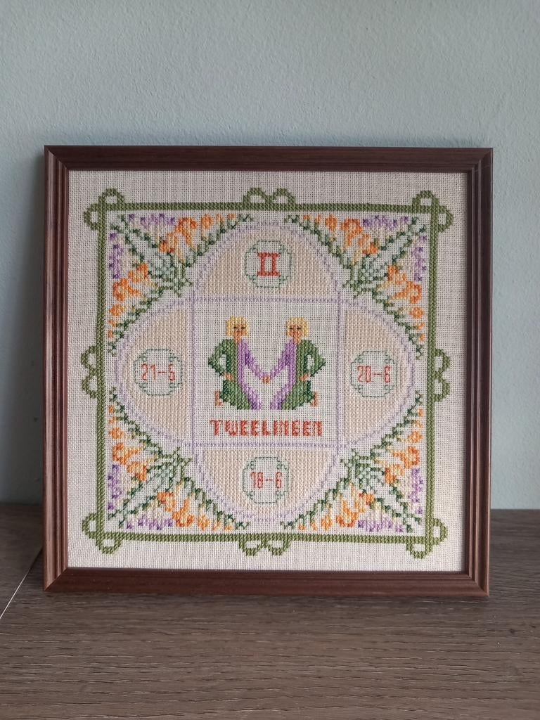 Geborduurd Sterrenbeeld Tweelingen, Ophalen of Verzenden, Zo goed als nieuw, Handborduren, Overige typen