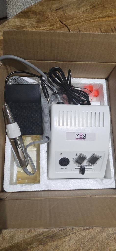 Nagelfrees machine nieuw, Ophalen, Nieuw