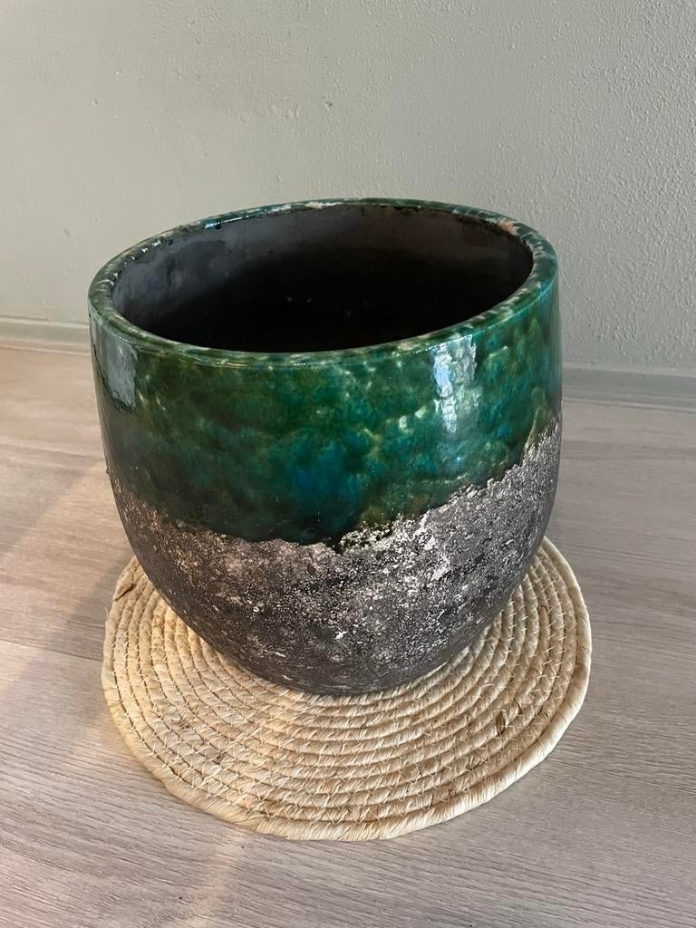 Sierlijke bloempot, Tuin en Terras, Bloempotten, Ophalen, Rond, Zo goed als nieuw, Aardewerk