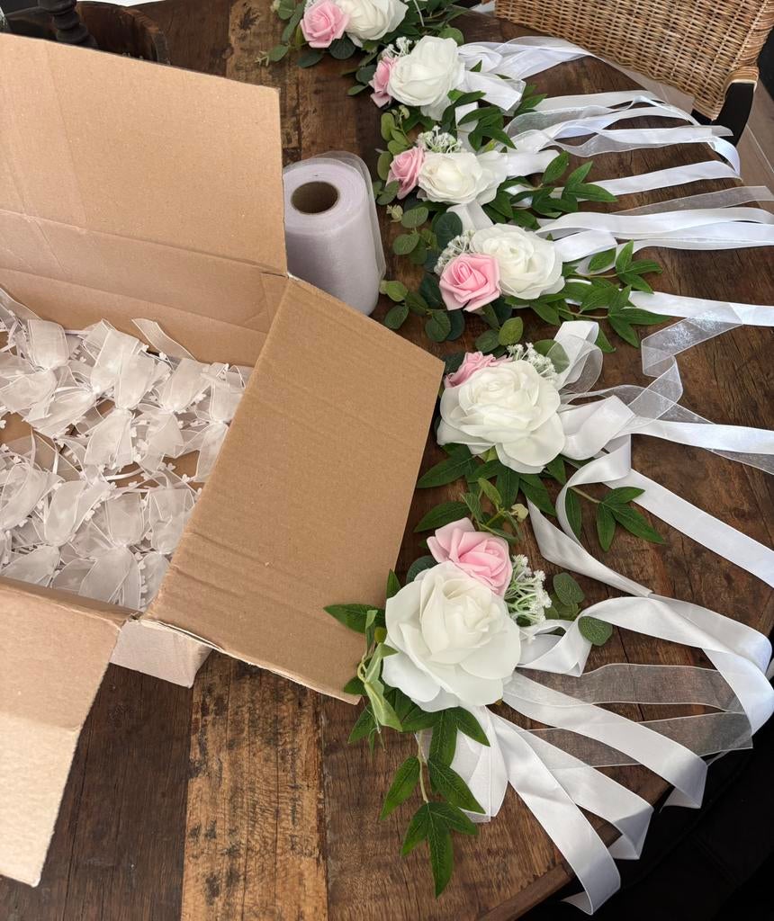 Bruiloft versiering strikken en rol organza, Hobby en Vrije tijd, Feestartikelen, Ophalen of Verzenden, Zo goed als nieuw, Versiering