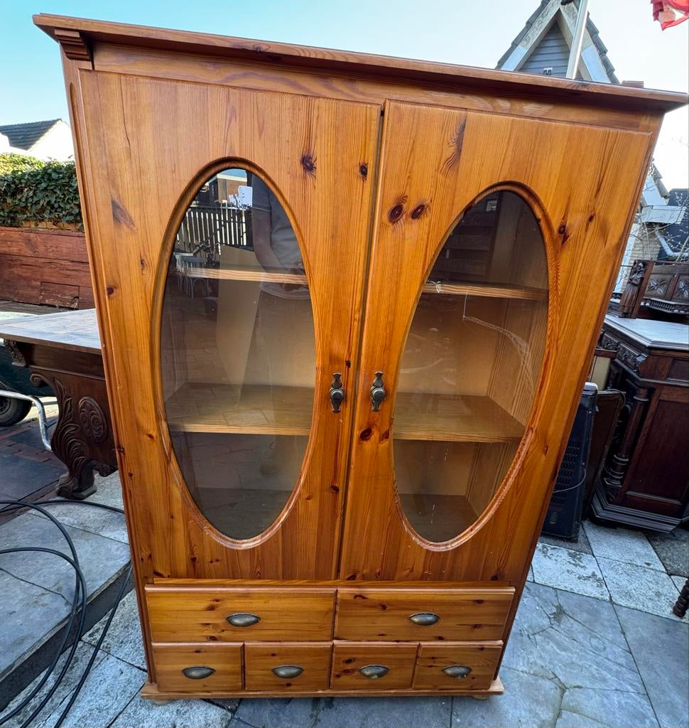 Grenen vitrinekast gratis, Ophalen, Gebruikt, 100 tot 150 cm, Met lade(s)