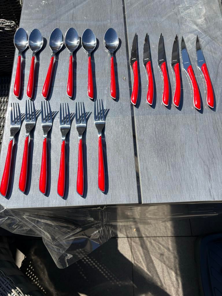 Amefa Bestekset Rood - 18-delig, Huis en Inrichting, Keuken | Bestek, Ophalen of Verzenden, Gebruikt, Rvs of Chroom, Bestekset