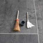 Dweil mop met emmer en bezem veger miniatuur nieuw 1:12, Ophalen of Verzenden, Nieuw, Decoratie
