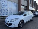 Renault Megane Estate 1.4 TCe Bose Schuifdak Cruise Navi Spo, Auto's, Voorwielaandrijving, Euro 5, Gebruikt, 4 cilinders