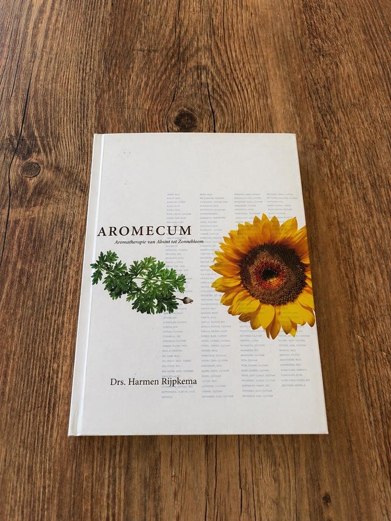 Aromecum – Drs. Harmen Rijpkema, Ophalen of Verzenden, Zo goed als nieuw