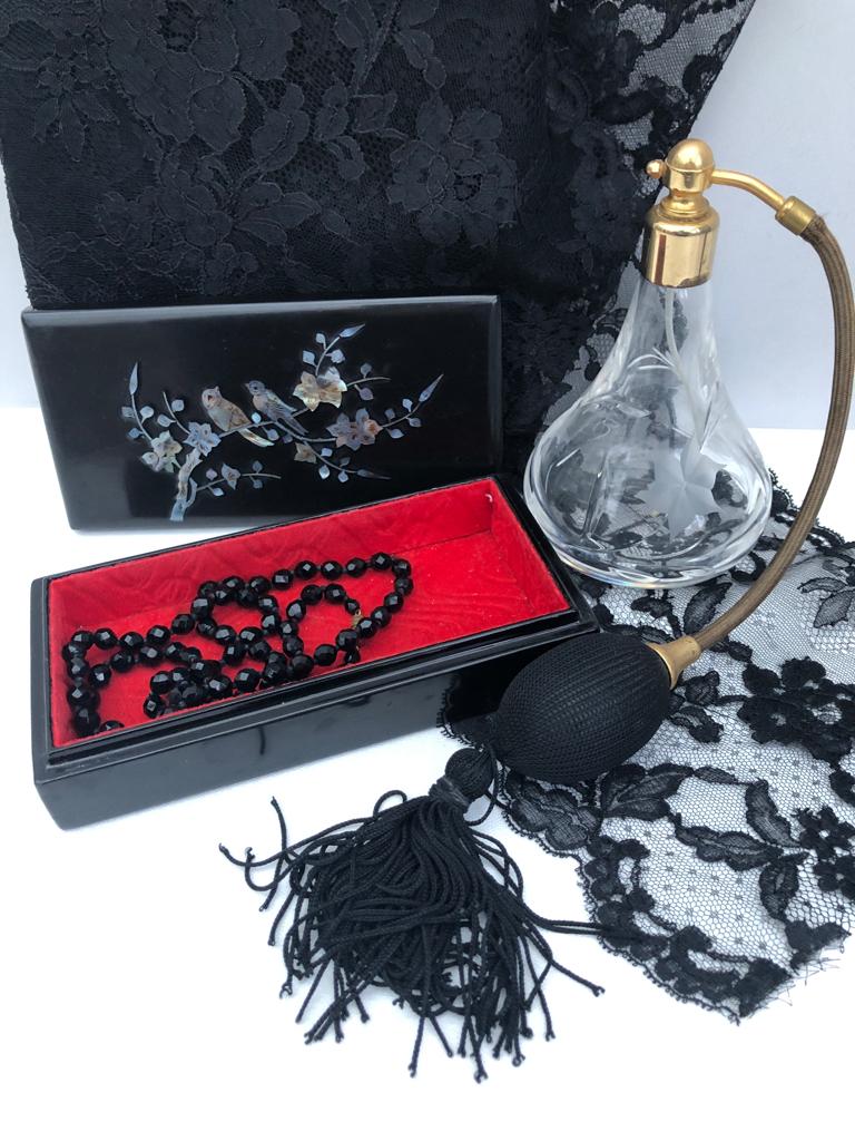 Chinees/Japans lak sieradendoos ingelegd parelmoer vogels, Antiek en Kunst, Antiek | Woonaccessoires, Ophalen of Verzenden