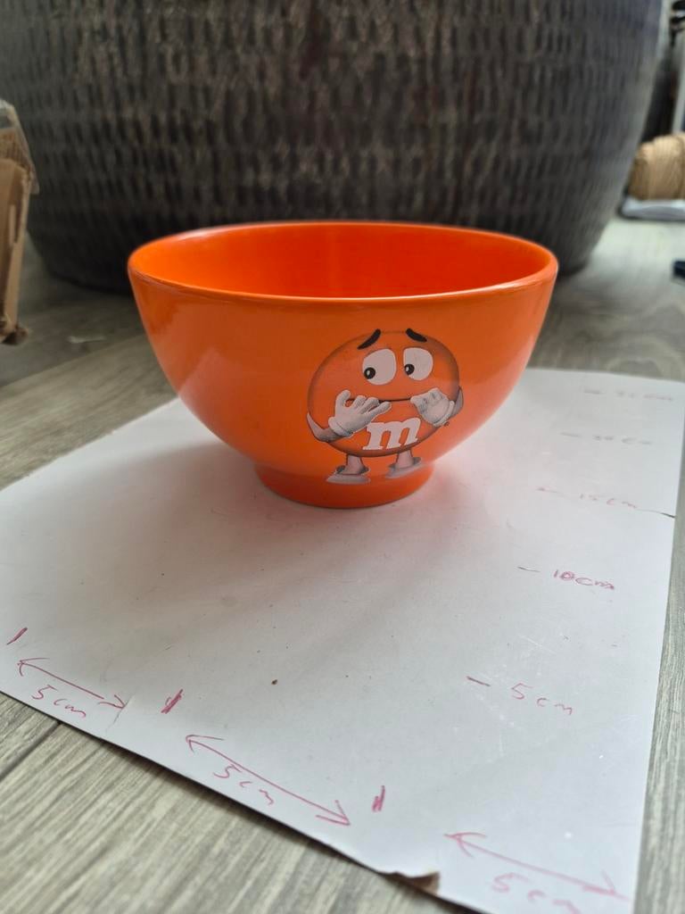 M&M's Oranje Schaaltje - Leuk voor Snacks of Decoratie, Gebruikt, Porselein of Keramiek, Schaal, Rond