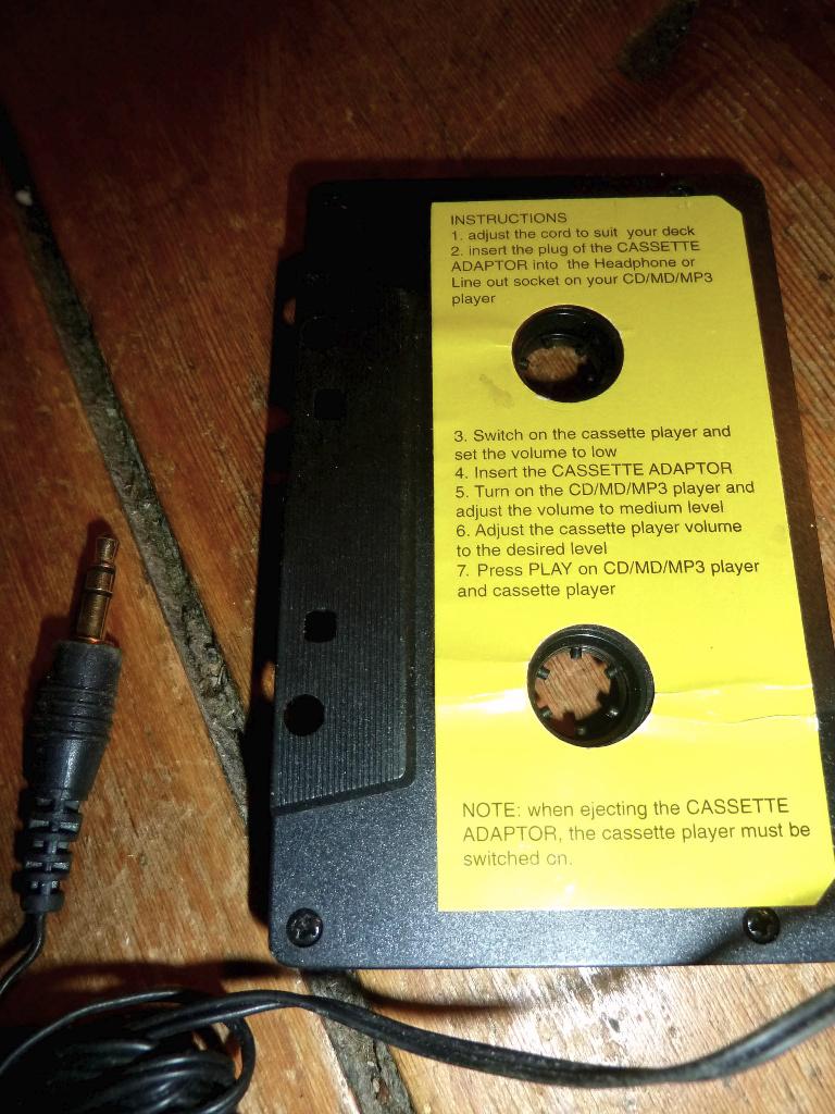 MD CD MP3 CASSETTE ADAPTER 3.5 mm JACK AUX, Ophalen of Verzenden