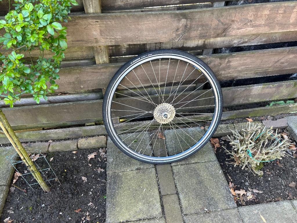 Achterwiel 28 inch 9 cassette versnellingen velgrem, Fietsen en Brommers, Fietsaccessoires | Fietsgereedschap, Ophalen of Verzenden