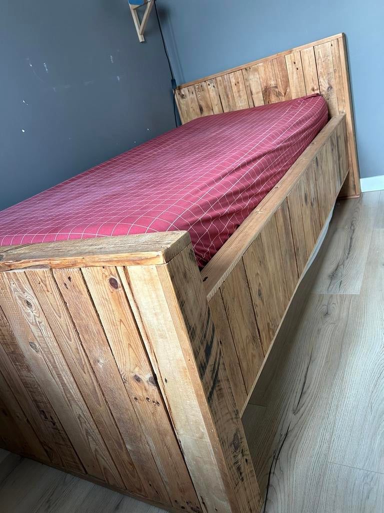 Houten bed (pallethout) voor matras 90*200, Ophalen, 90 cm, Eenpersoons, Zo goed als nieuw