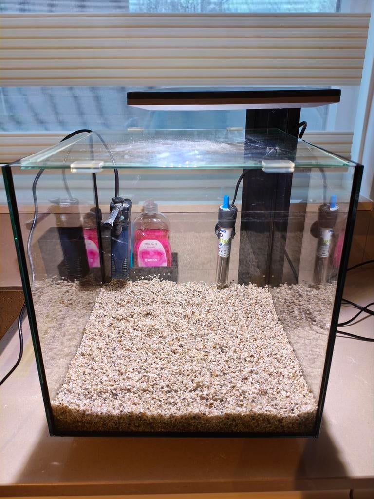 Complete Superfish Qubic 30 Pro!, Dieren en Toebehoren, Vissen | Aquaria en Toebehoren, Ophalen, Zo goed als nieuw, Leeg aquarium