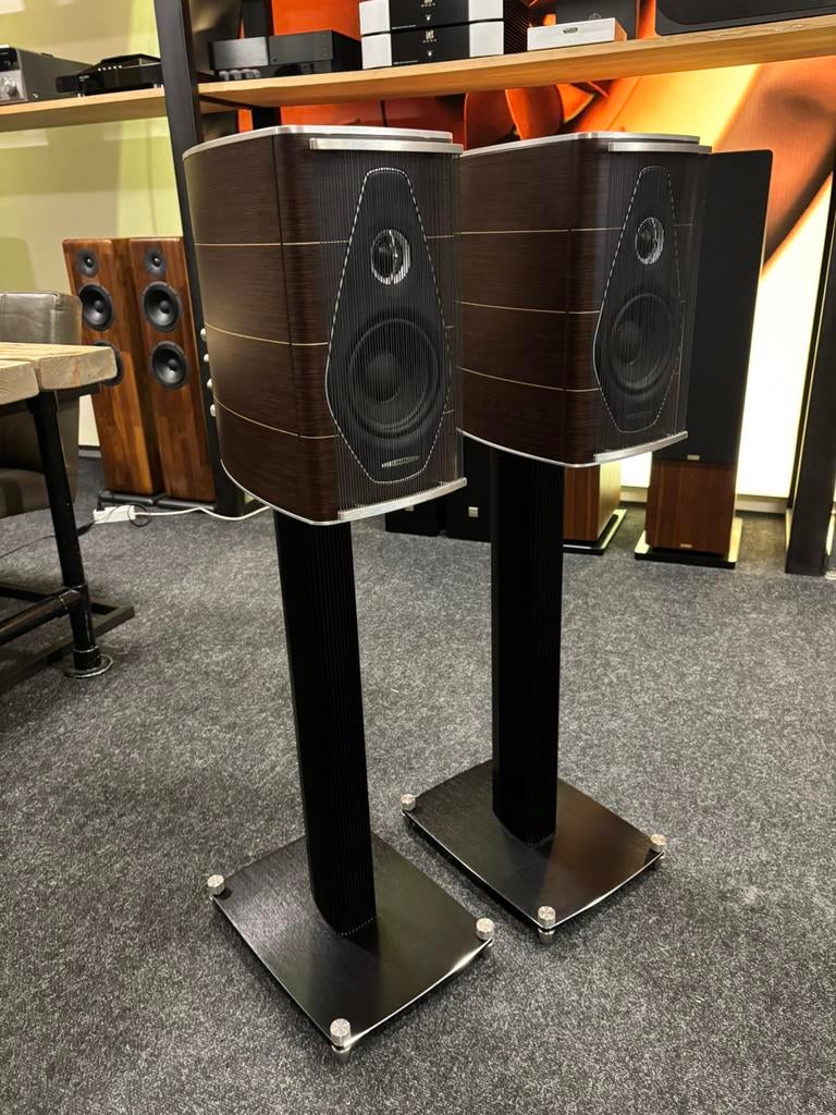 Sonus Faber Olymica Nova I + Olympica Nova stands Set van 2, Zo goed als nieuw, 120 watt of meer, Front, Rear of Stereo speakers