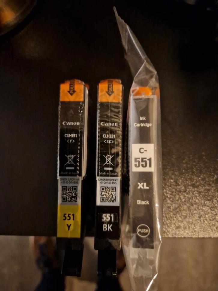 Canon CLI-551 Inktpatronen Set: 2x Zwart, 1x Geel, Computers en Software, Printerbenodigdheden, Nieuw, Cartridge, Ophalen of Verzenden