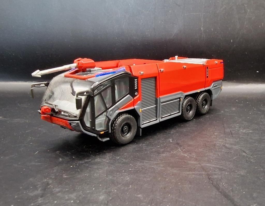 Wiking 1:43 schaalmodel van de Rosenbauer FLF Panther 6x6,, Hobby en Vrije tijd, Modelbouw | Auto's en Voertuigen, Nieuw, Ophalen of Verzenden