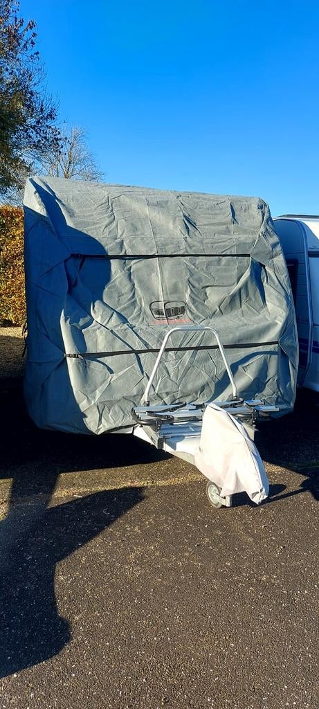 Zo goed als nieuwe caravanhoes 6m x 2.5m, Ophalen, Zo goed als nieuw