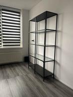 Ikea Vittsjö vitrinekast - Zo goed als nieuw, Huis en Inrichting, Kasten | Vitrinekasten, Met plank(en), 150 tot 200 cm, 25 tot 50 cm