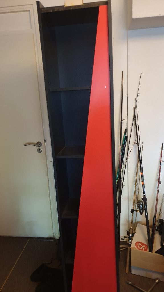 lange smalle kast, Ophalen, Minder dan 50 cm, Geen idee, 150 tot 200 cm