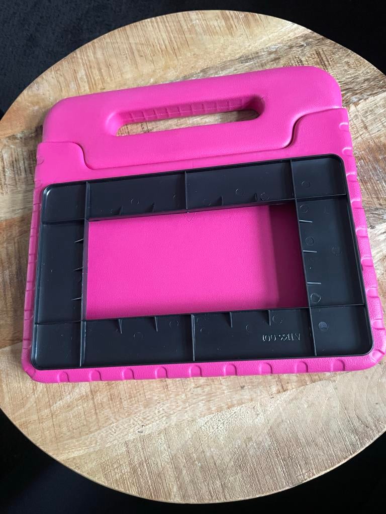Roze tablet hoes met handvat voor kinderen, Ophalen of Verzenden, Gebruikt, 10 inch, Bescherming voor- en achterkant