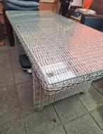 Wicker tuintafel 150 bij 70 cm 67 cm hoog, Ophalen, Gebruikt, Eettafel, 6 zitplaatsen