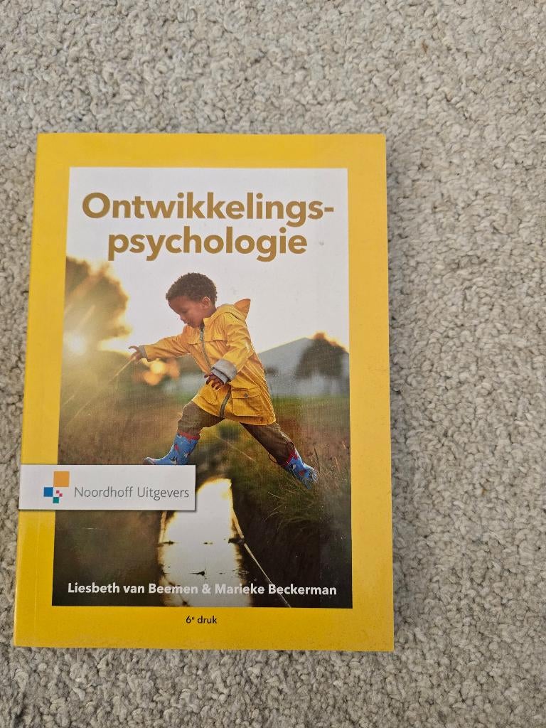Ontwikkelingspsychologie 	6e druk	Liesbeth van Beemen, Boeken, Liesbeth van beemen, Zo goed als nieuw, Gamma, HBO