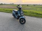 Vespa sprint 80cc full option, Ophalen, Vespa S, Zo goed als nieuw, Benzine
