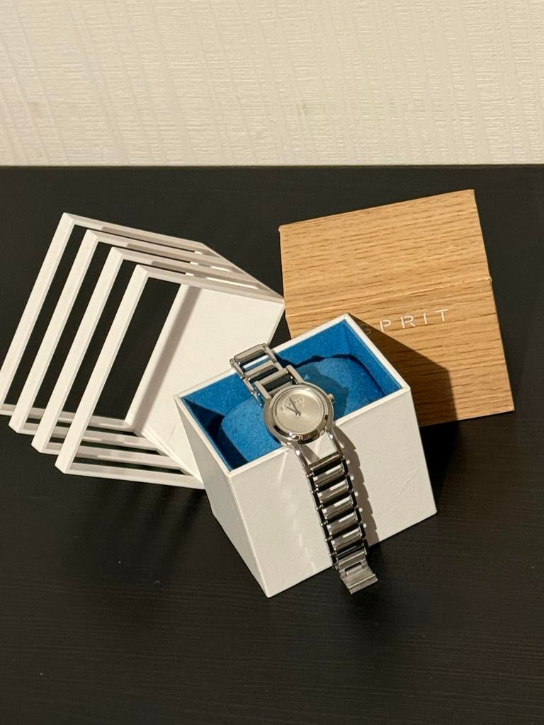 Esprit dameshorloge met stalen band, Sieraden, Tassen en Uiterlijk, Horloges | Dames, Ophalen, Gebruikt, Staal, Polshorloge