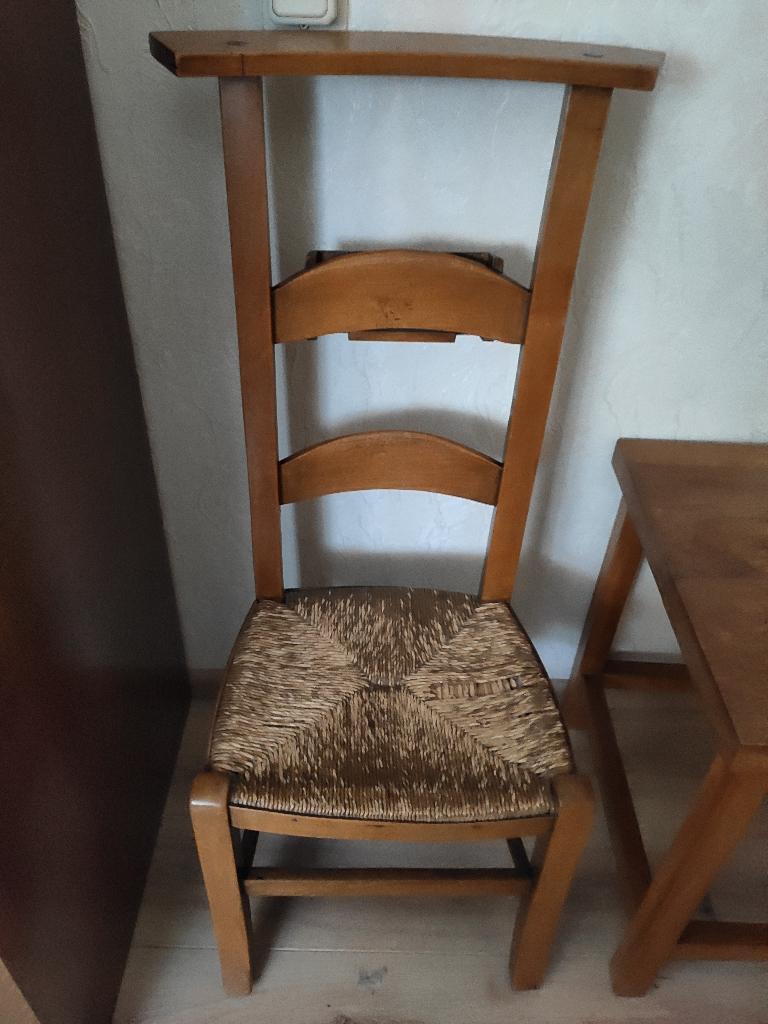 Vintage bidstoel met rieten zitting, Ophalen