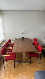 Eettafel of directie bureau, Ophalen of Verzenden, Zo goed als nieuw, 4 tot 6 stoelen