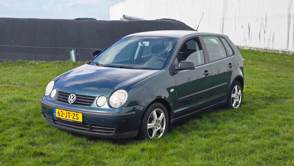 Volkswagen Polo 1.9 SDI 47KW 2002 / NaP / APK /, Auto's, Volkswagen, Stof, 64 pk, Zwart, 4 cilinders