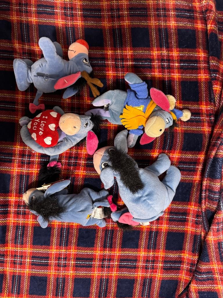 Disney Store Eeyore knuffel (5 stuk), Verzamelen, Disney, Ophalen of Verzenden, Winnie de Poeh of vrienden, Zo goed als nieuw