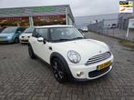 Mini Mini 1.6 One Kite White|NAP|NAVIGATIE|BT|, Voorwielaandrijving, Euro 5, Electronic Stability Program (ESP), Gebruikt