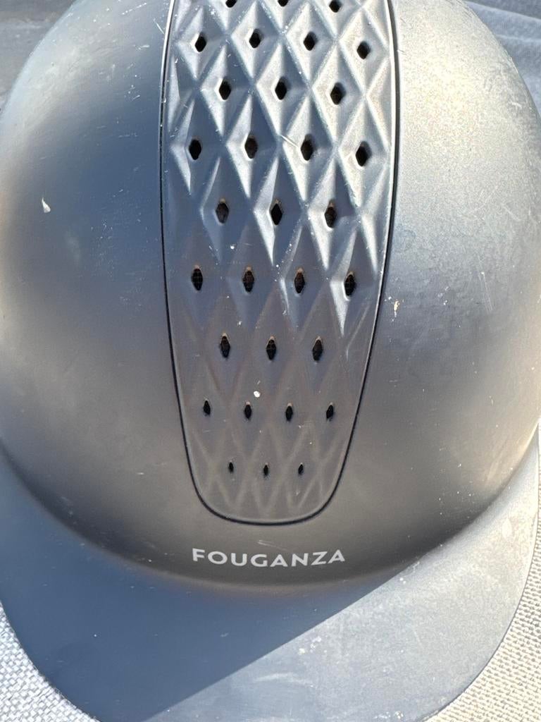 Paardrijhelm Fouganza maat 55 cm – goede staat, Dieren en Toebehoren, Paarden en Pony's | Overige Paardenspullen, Ophalen of Verzenden