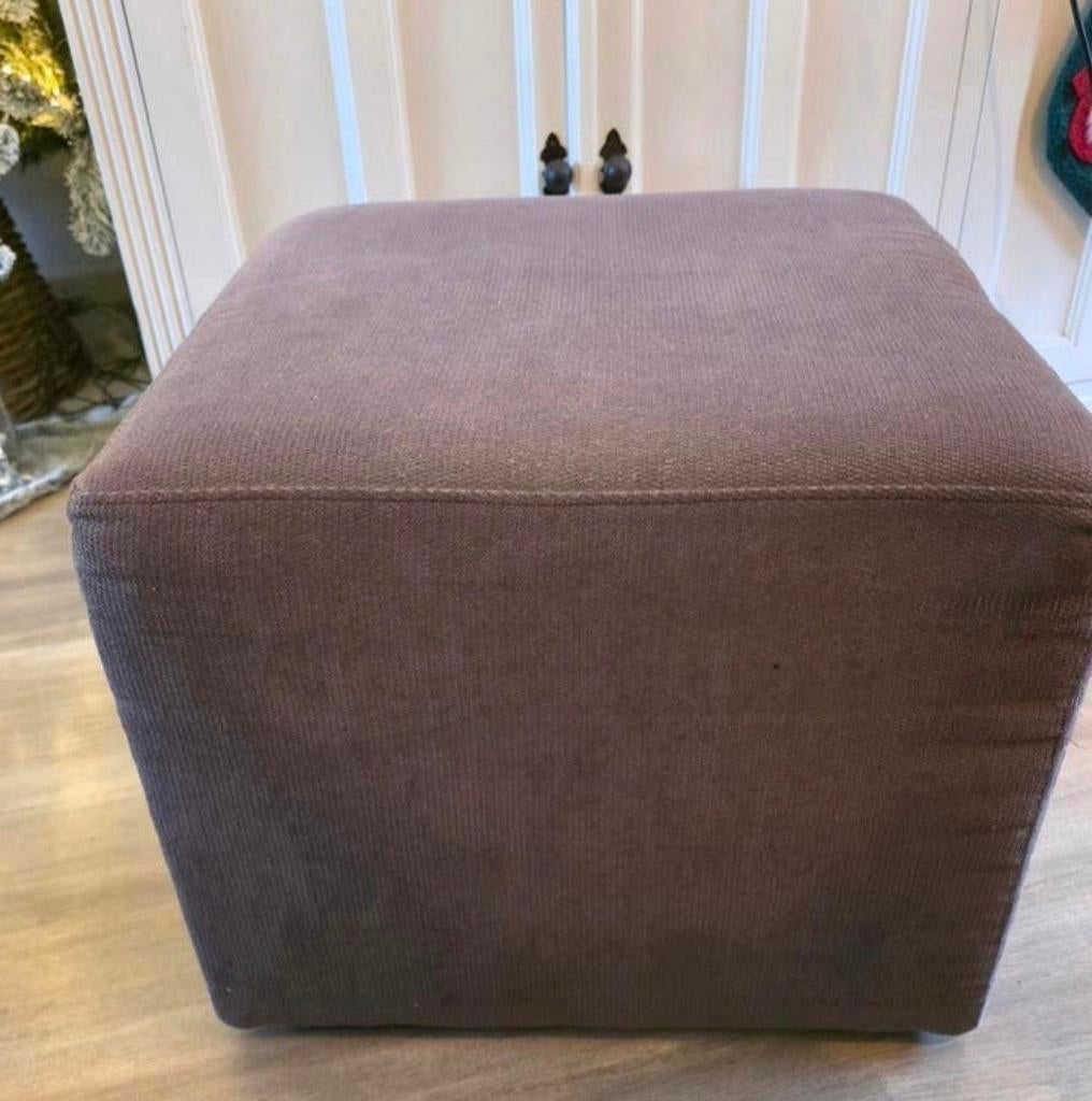 Bruine poef, Huis en Inrichting, Ophalen, Minder dan 50 cm, Vierkant, Minder dan 50 cm